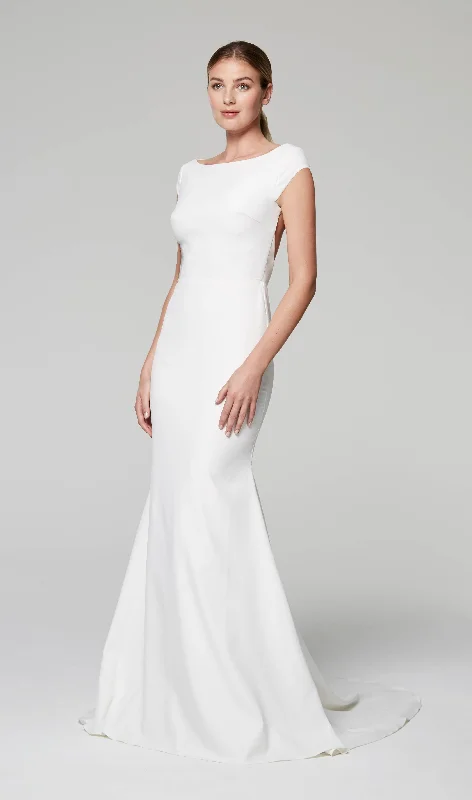 Today’s Deals, Tomorrow’s Regrets!Blue Willow by Anne Barge Cara - Size 10