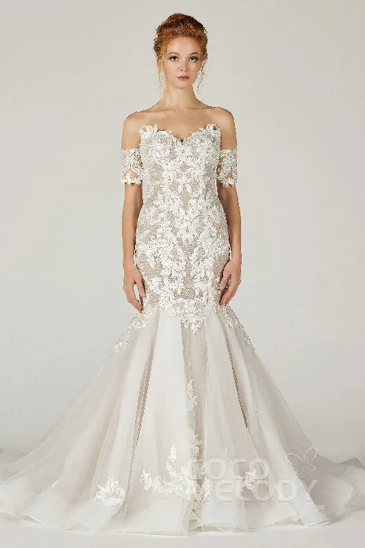 Save Up to 50% Off!Trumpet-Mermaid Court Train Tulle Wedding Dress CW2121