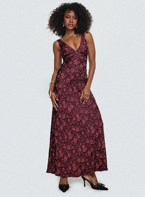 Your Chance to Save is Now!Nell Jacquard Maxi Dress Burgundy