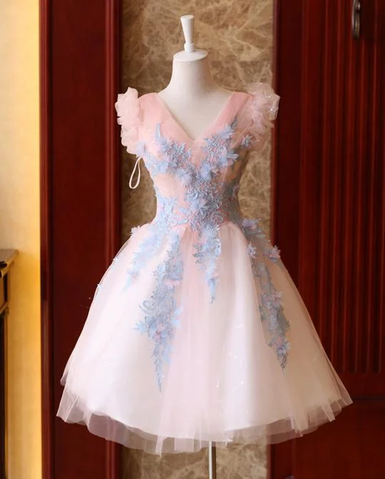 Your Dream Deal is Here!V Neck Lace Applique A Line Homecoming Dresses,Short Cocktail Dresses cg1685