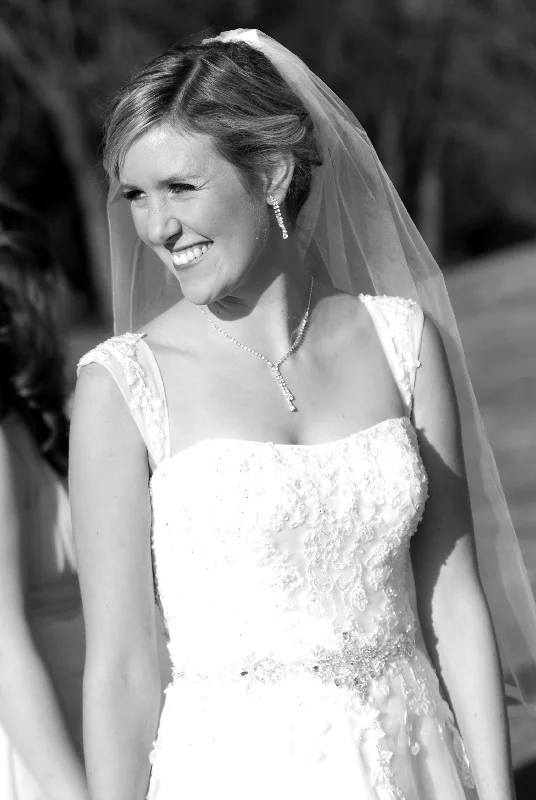 Buy More, Pay Less!David's Bridal WG3007WHIT