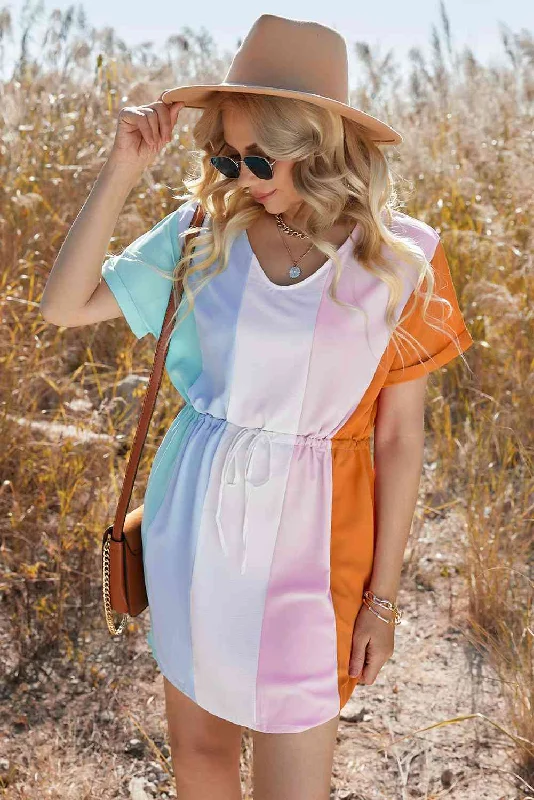 Score Big Savings Today!Multicolored Drawstring Waist V-Neck Dress