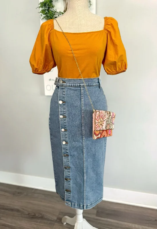 Every Deal is a Steal!Amy Denim Skirt